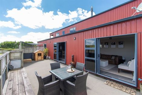 Photo of property in 98 Lincoln Road, Inglewood, 4389