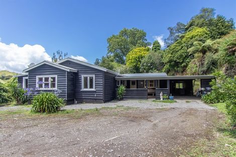 Photo of property in 822 Motukawa Road, Tarata, Inglewood, 4387