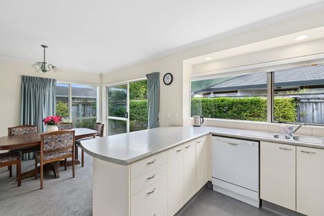 Photo of property in 11 Belvedere Avenue, Waikanae, 5036