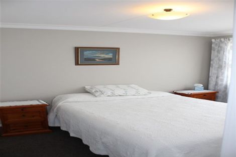 Photo of property in 92 Eglinton Road, Mornington, Dunedin, 9011