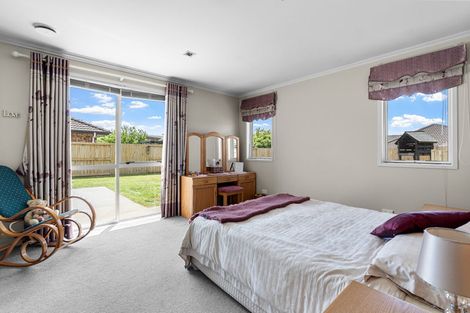 Photo of property in 96 Farringdon Avenue, Rototuna North, Hamilton, 3210