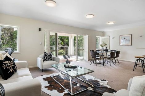 Photo of property in 8 Eaves Bush Parade, Orewa, 0931