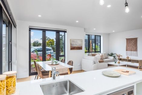 Photo of property in 4d Treasury Place, Onehunga, Auckland, 1061