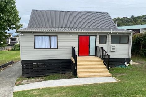 Photo of property in 46 De Luen Avenue, Tindalls Beach, Whangaparaoa, 0930