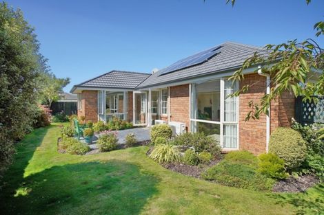 Photo of property in 24 Chesterfield Mews, Russley, Christchurch, 8042