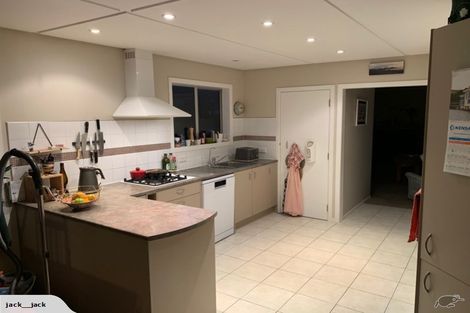 Photo of property in 28 Newton Street, Fitzroy, New Plymouth, 4312