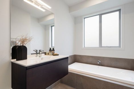 Photo of property in 39 Mike Smith Drive, Cambridge, 3434