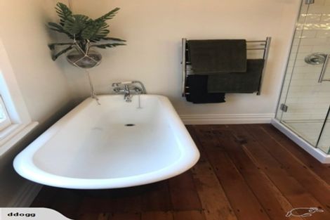 Photo of property in 17a Crawford Avenue, Mangere Bridge, Auckland, 2022