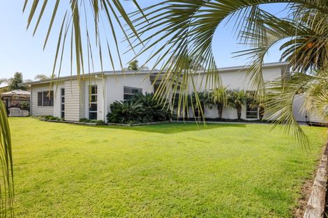 Photo of property in 40 Santa Cruz Drive, Papamoa Beach, Papamoa, 3118