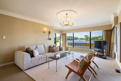 Photo of property in 76 Lake Crescent, Hamilton Lake, Hamilton, 3204