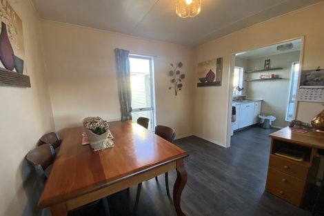 Photo of property in 2a Trinity Crescent, Pirimai, Napier, 4112