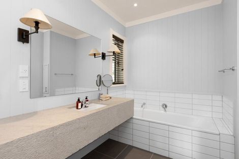 Photo of property in Gatehouse And River Room., 1308f Tuki Tuki Road, Tuki Tuki, Havelock North, 4294