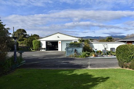 Photo of property in 53 Railway Terrace, Ohau, Levin, 5570
