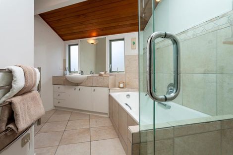 Photo of property in 46b Clifton Road, Hauraki, Auckland, 0622