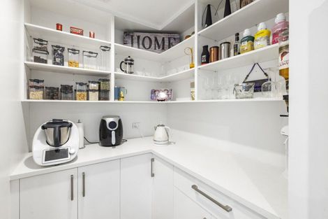 Photo of property in 105 Penetaka Heights, Pyes Pa, Tauranga, 3112