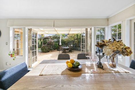 Photo of property in 12 San Jose Rise, Shamrock Park, Auckland, 2016