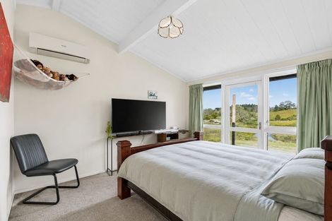 Photo of property in 1514 State Highway 12, Paparoa, Maungaturoto, 0583