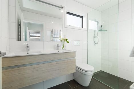 Photo of property in 5 Hackett Road, Jacks Point, Queenstown, 9371