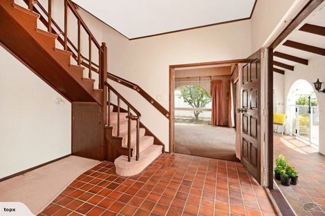 Photo of property in 19 Marywil Crescent, Hillcrest, Auckland, 0627