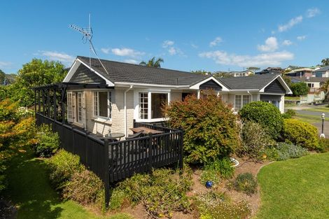 Photo of property in 36 Ruamoana Place, Omokoroa, 3114