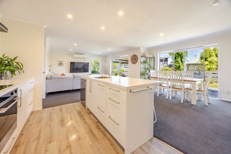 Photo of property in 20 Dee Street, Otane, 4202