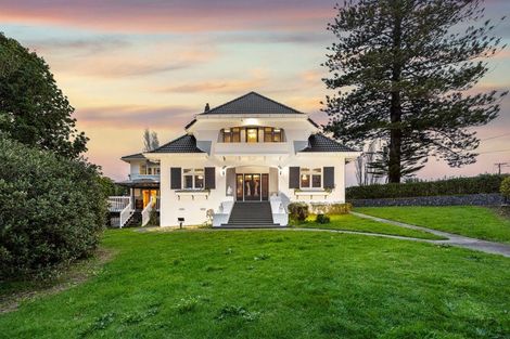 Photo of property in 6 Peverill Crescent, Papatoetoe, Auckland, 2025