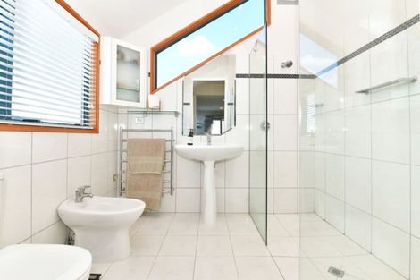 Photo of property in 54 Ardern Avenue, Stanmore Bay, Whangaparaoa, 0932