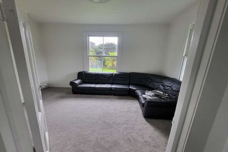 Photo of property in 22 Mudgeways Road, Massey, Auckland, 0614
