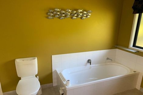 Photo of property in 14a Hillcrest Road, Hillcrest, Hamilton, 3216