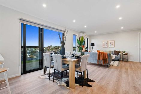 Photo of property in 1/40 Rose Berry Crescent, Flagstaff, Hamilton, 3210