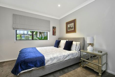 Photo of property in 12 Clyside Avenue, Half Moon Bay, Auckland, 2012