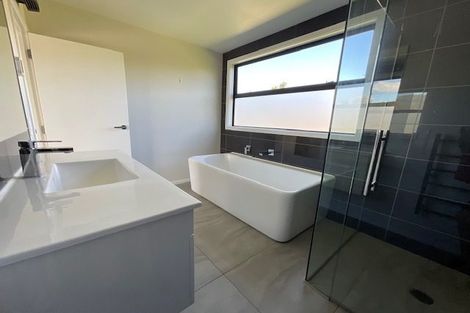 Photo of property in 2 Nancy Lane, Wanaka, 9305