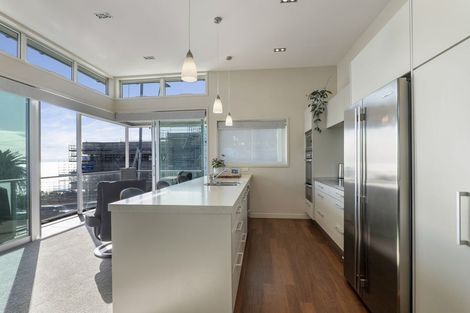 Photo of property in 4a Dawson Street, New Plymouth, 4310