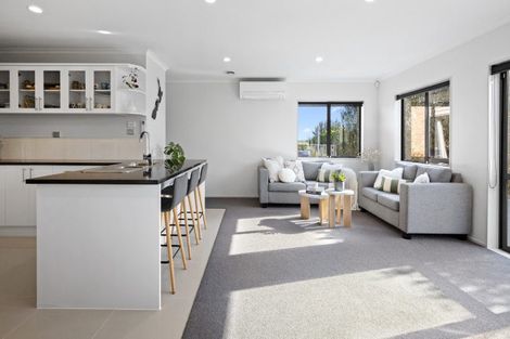 Photo of property in 28 Twomey Drive, Pukekohe, 2120