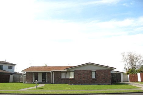 Photo of property in 42 Heta Road, Highlands Park, New Plymouth, 4312