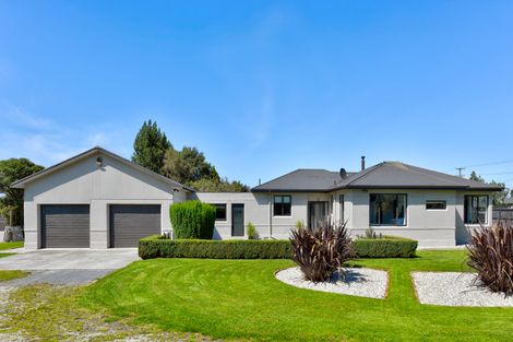 Photo of property in 101 Seaward Road, Edendale, 9825