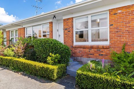 Photo of property in 2/52 Church Street, Northcote Point, Auckland, 0627