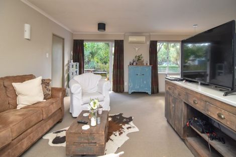 Photo of property in 23 Armstrong Avenue, Carterton, 5713