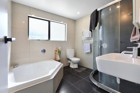 Photo of property in 11 Matipo Crescent, Pukete, Hamilton, 3200