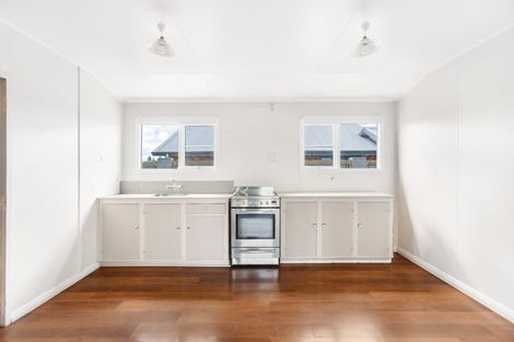 Photo of property in 12 Stafford Street, Ranfurly, 9332