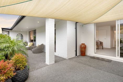 Photo of property in 5 Hanlow Place, Pyes Pa, Tauranga, 3112