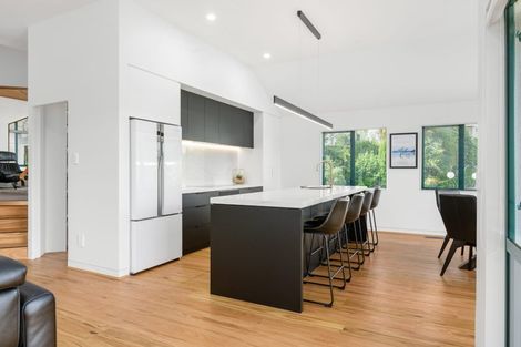 Photo of property in 2 Minchin Crescent, St Andrews, Hamilton, 3200