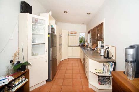 Photo of property in 35 Roberton Road, Avondale, Auckland, 1026