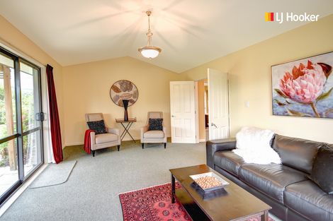 Photo of property in 18 Sunninghurst Drive, Fairfield, Dunedin, 9018