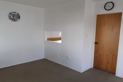 Photo of property in 1/192 Onepu Road, Lyall Bay, Wellington, 6022