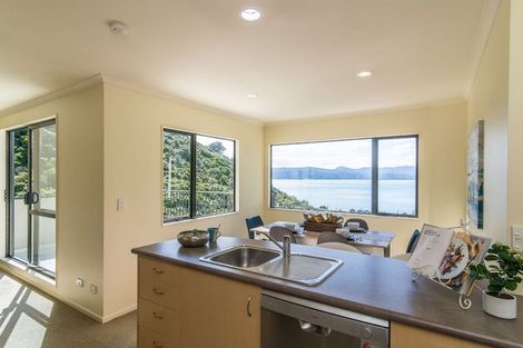 Photo of property in 3/19 Onslow Road, Khandallah, Wellington, 6035