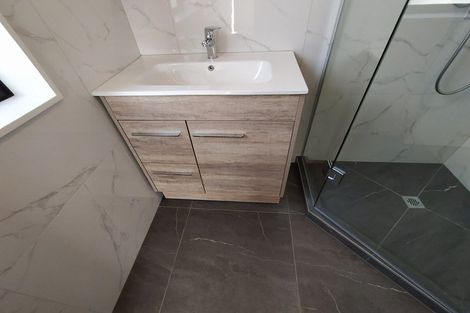 Photo of property in 43c Line Road, Glen Innes, Auckland, 1072