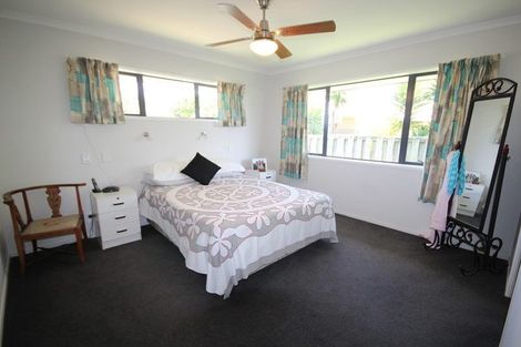 Photo of property in 8 Sea Dune Place, Ruakaka, 0116
