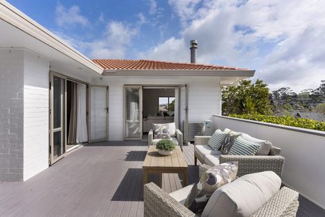 Photo of property in 24 Kenmure Avenue, Forrest Hill, Auckland, 0620