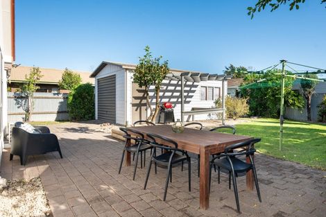 Photo of property in 25 Chester Street, Taradale, Napier, 4112